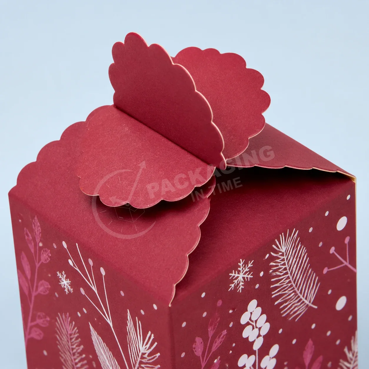 Scalloped Cloud Closure Favor Boxes with Botanical Print